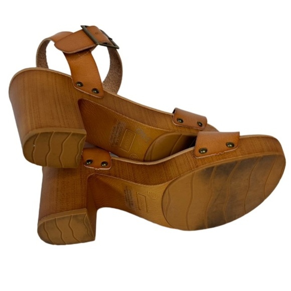 CUSHIONAIRE Women's Sydney Faux Wood Sandal +LiteSole Technology Sz 9.5 Y2K - Picture 11 of 12